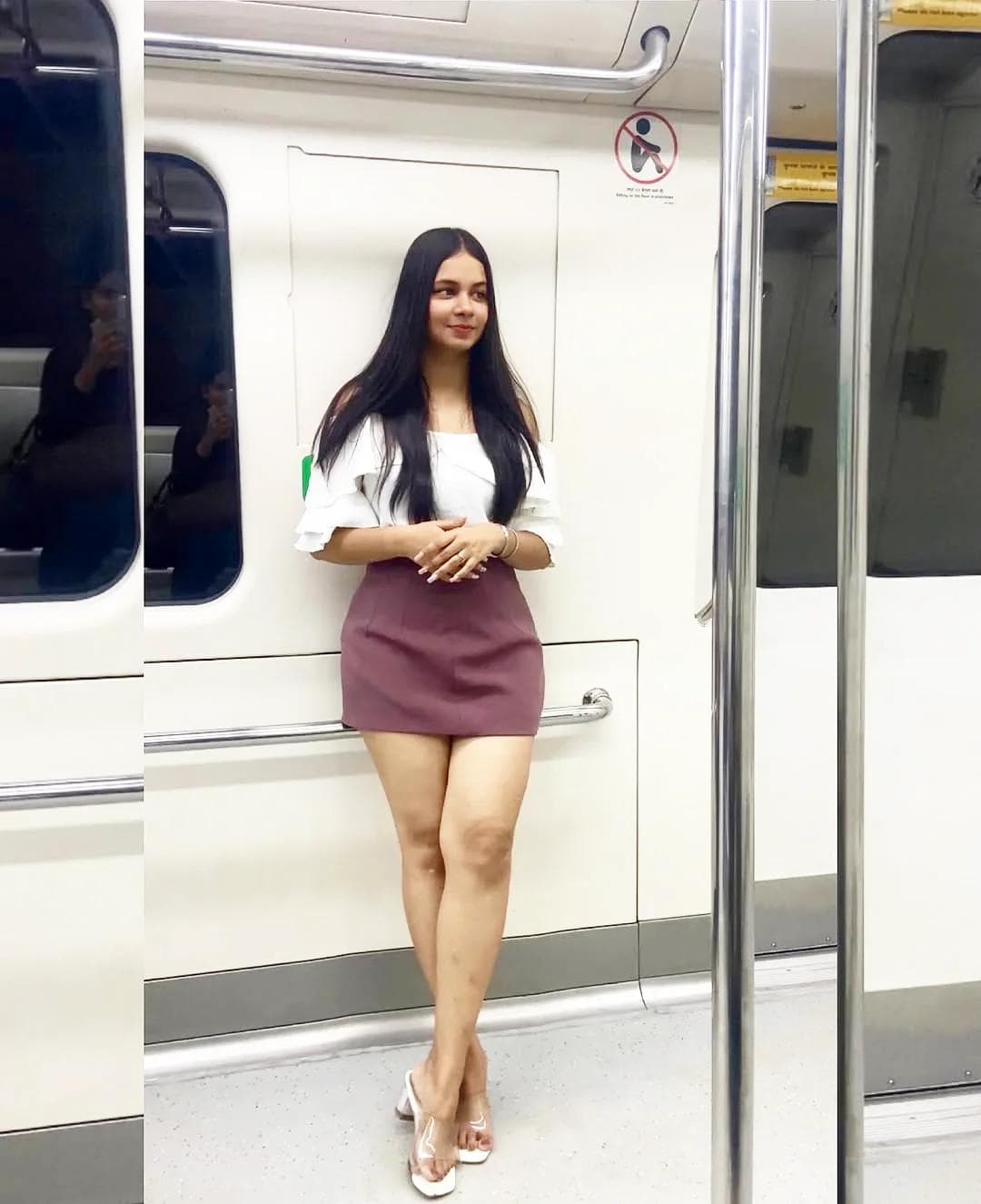 Reliable and Easy: Book Vietnam Escorts with Vocaall
